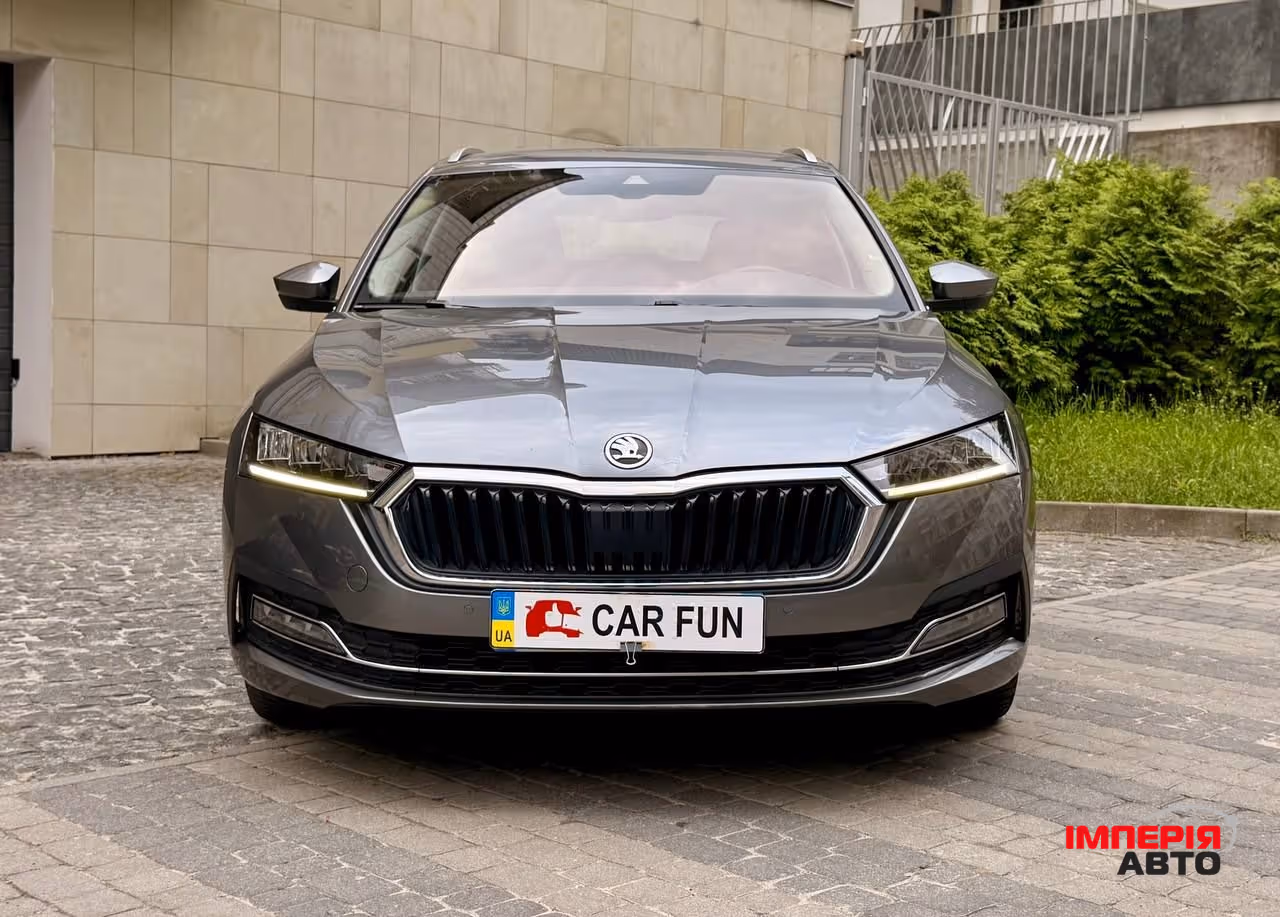 Skoda Octavia - фото 3