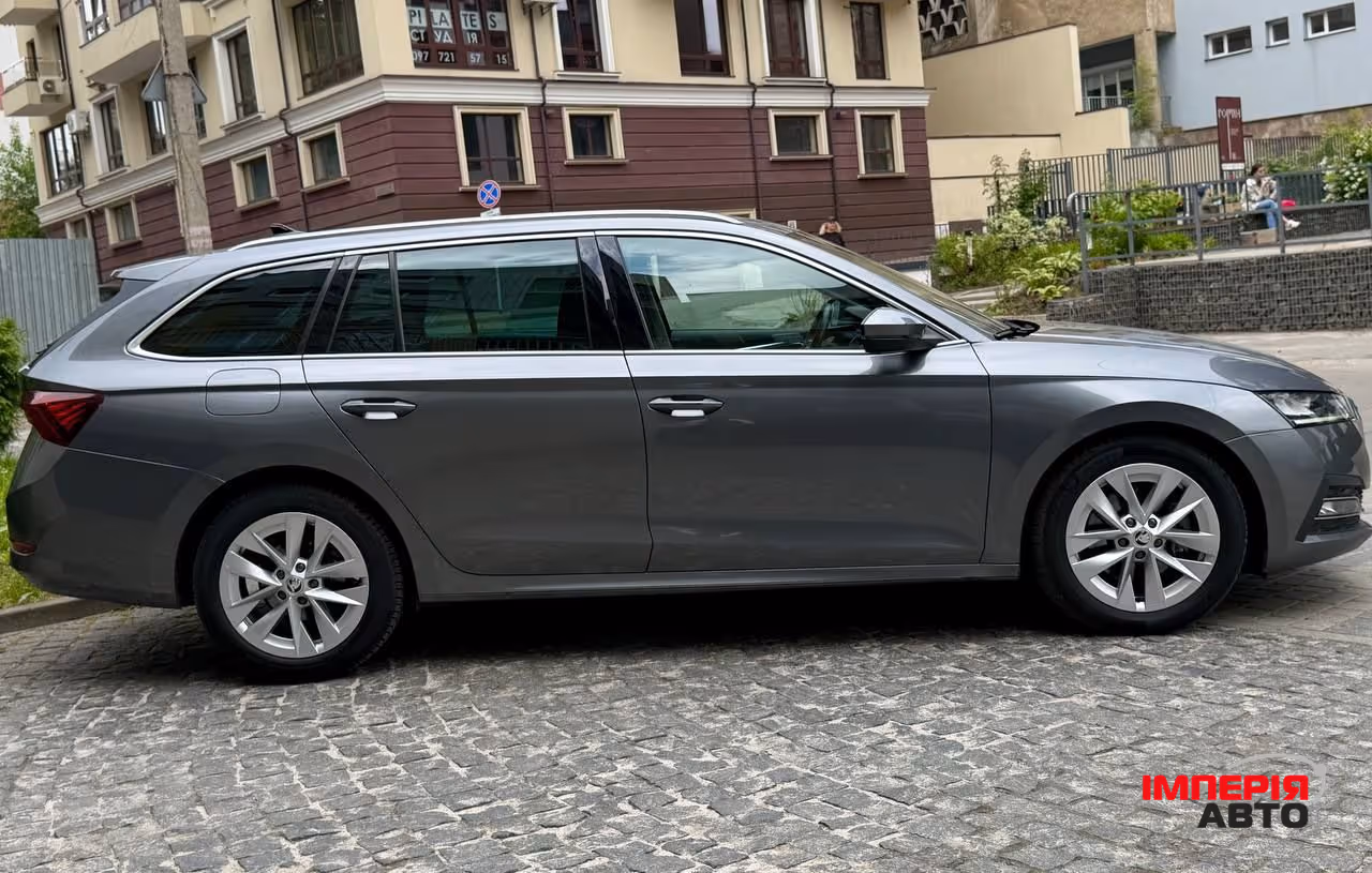 Skoda Octavia - фото 4