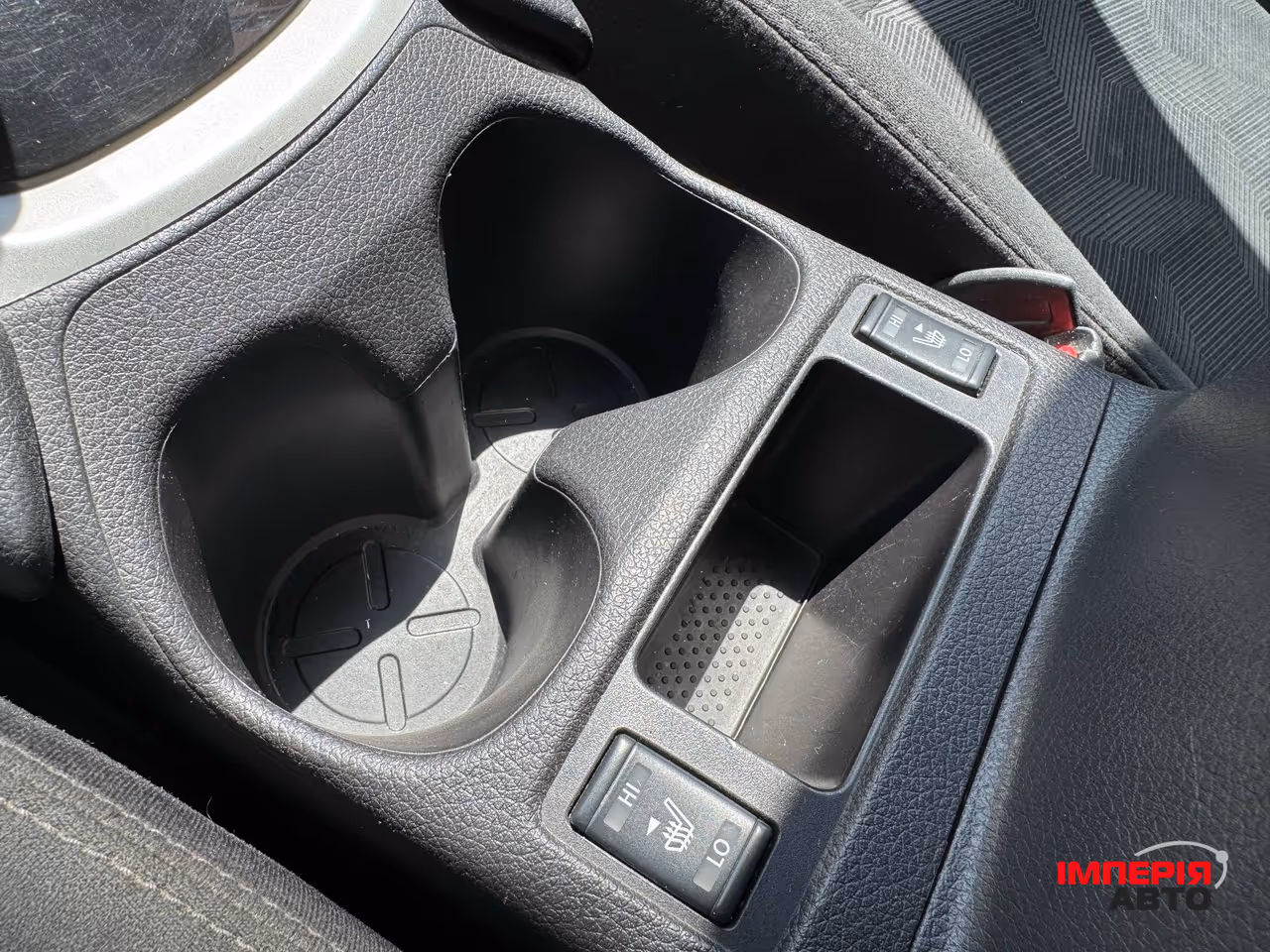 Nissan Rogue - фото 33