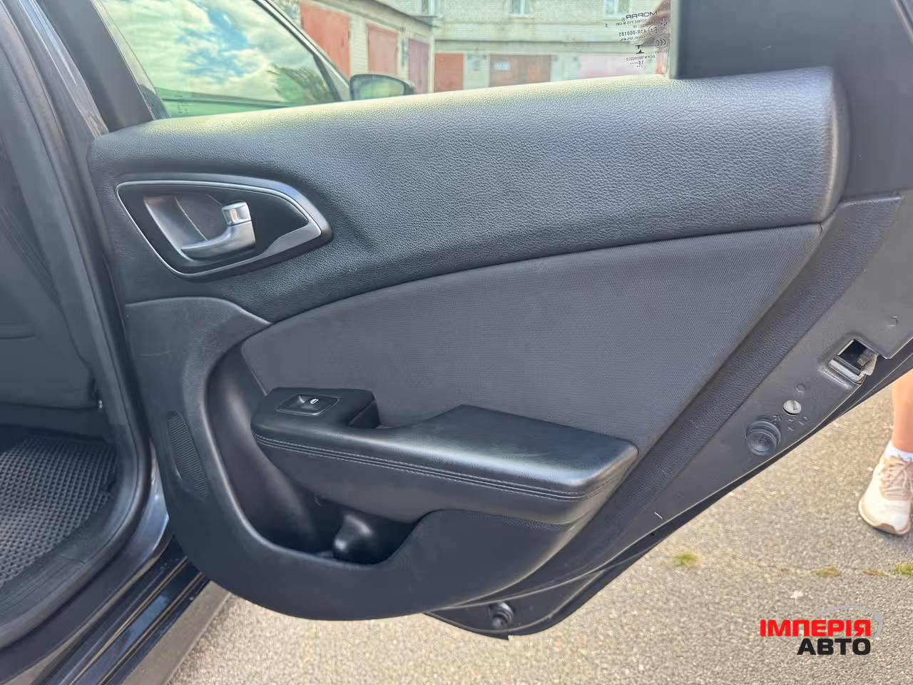 Chrysler 200 - фото 40