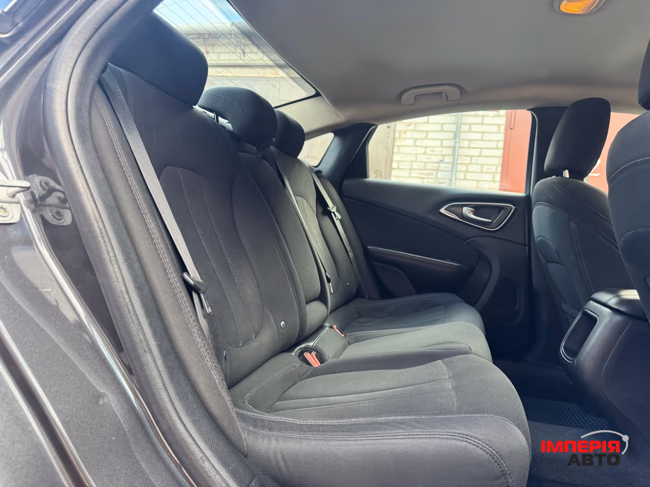 Chrysler 200 - фото 42
