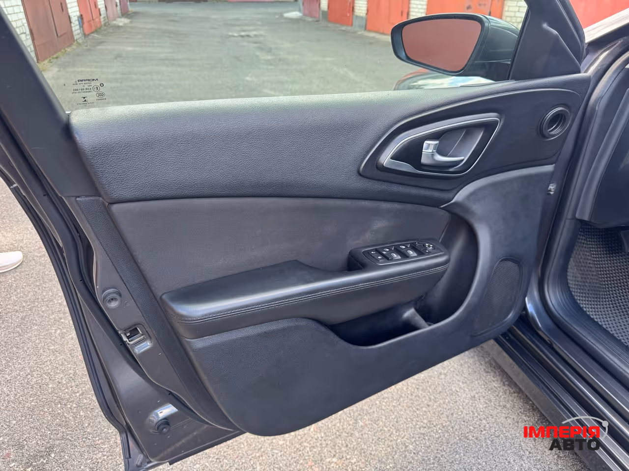 Chrysler 200 - фото 29