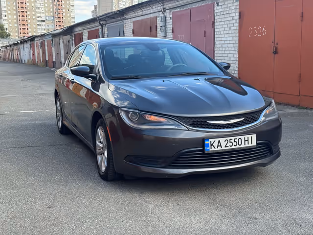 Chrysler 200 - зображення 1