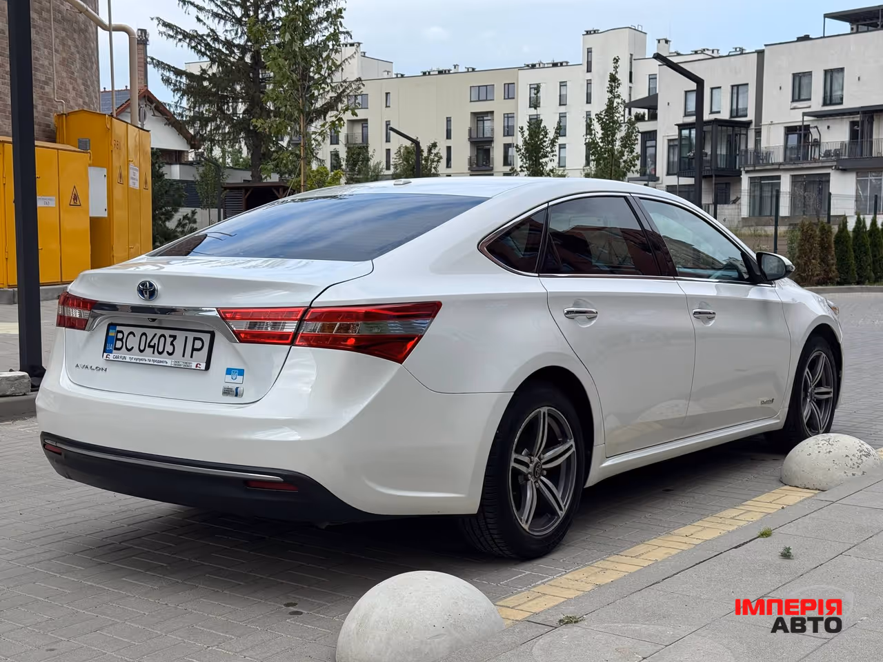 Toyota Avalon - фото 4