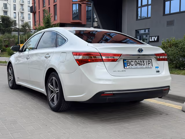 Toyota Avalon - зображення 5