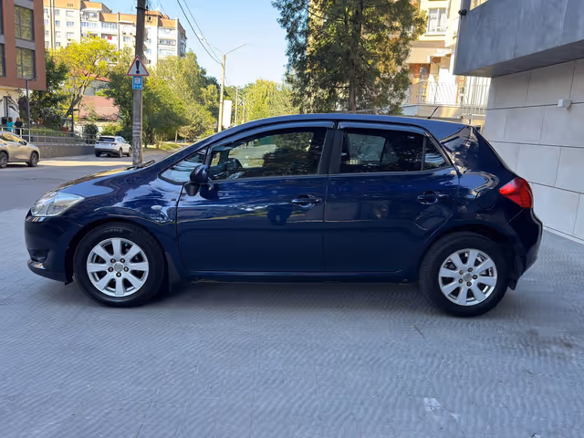 Toyota Auris - зображення 5