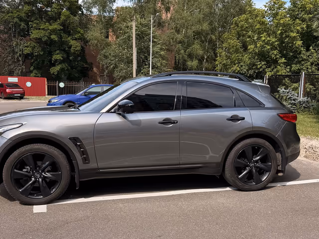 Infiniti QX70 - зображення 2