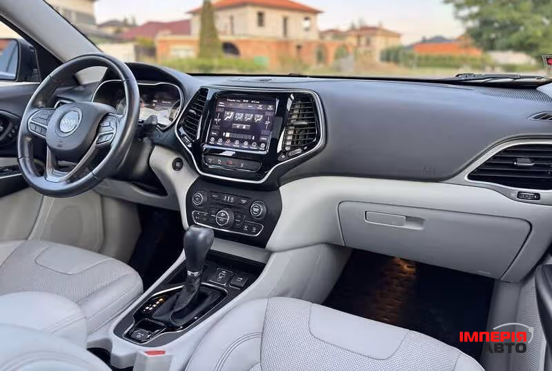 Jeep Cherokee - фото 21
