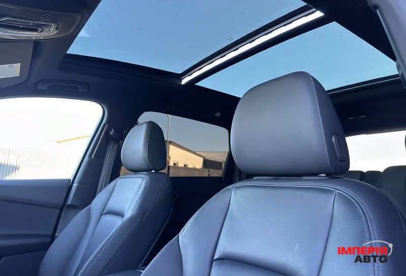Audi Q7 - фото 8
