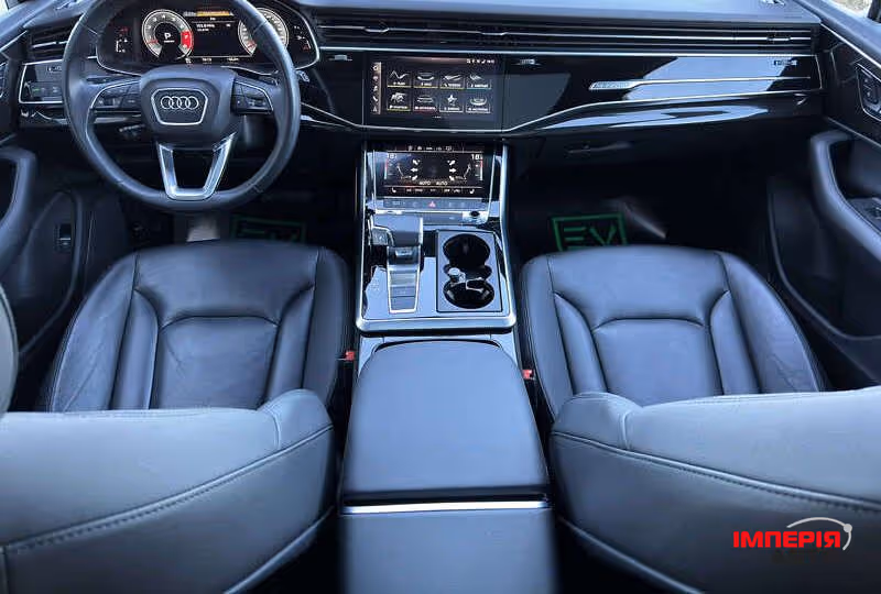 Audi Q7 - фото 5