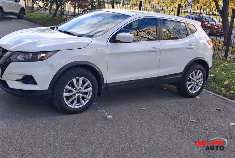 Nissan Rogue Sport - фото 3