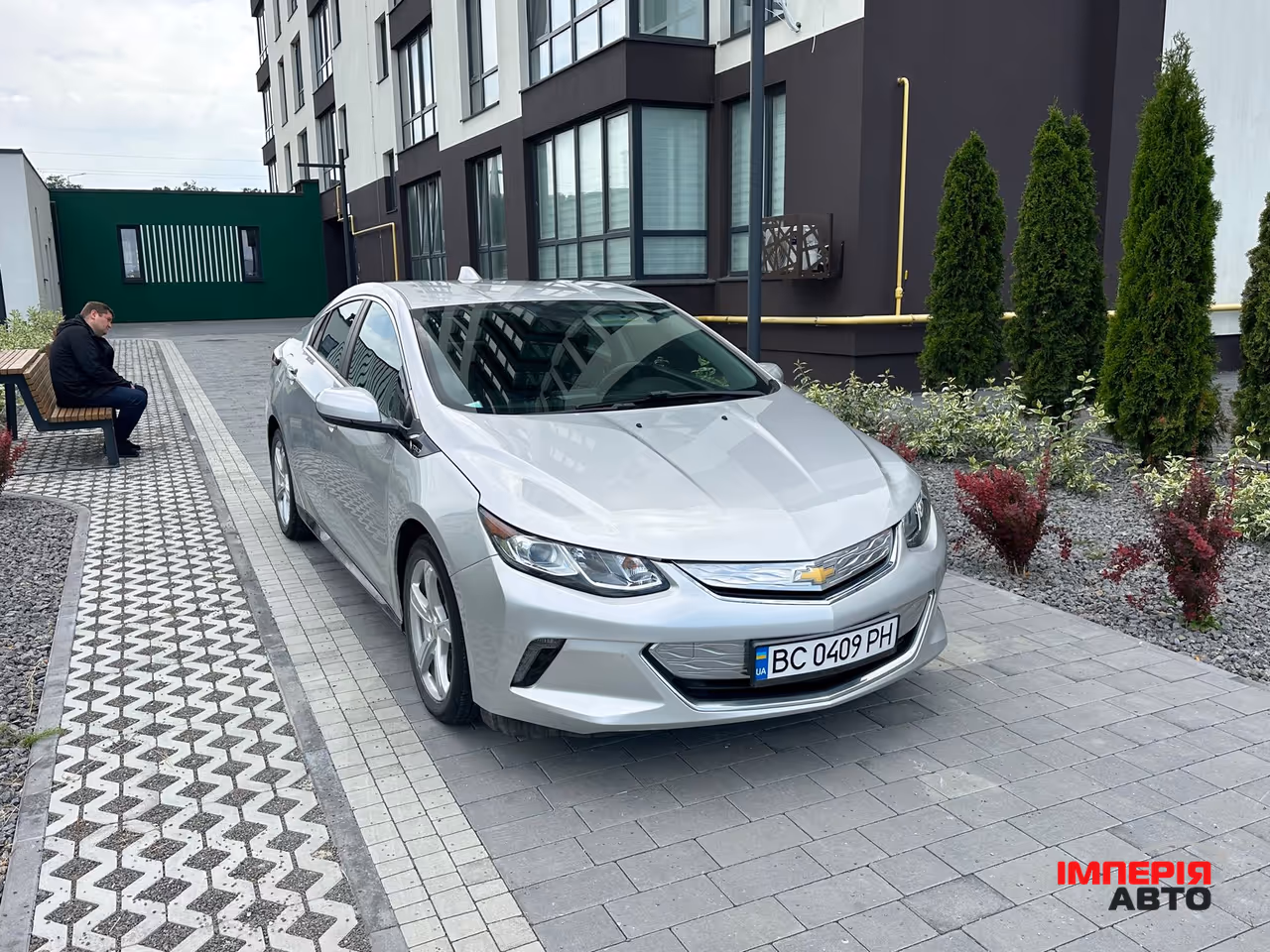 Chevrolet Volt - фото 1