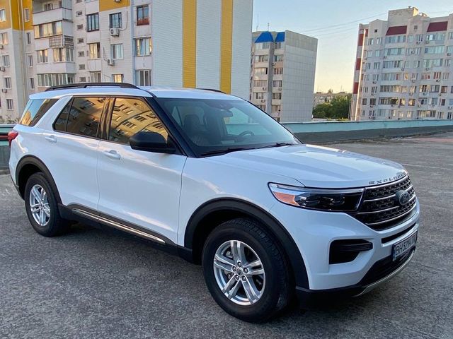 Ford Explorer - зображення 1