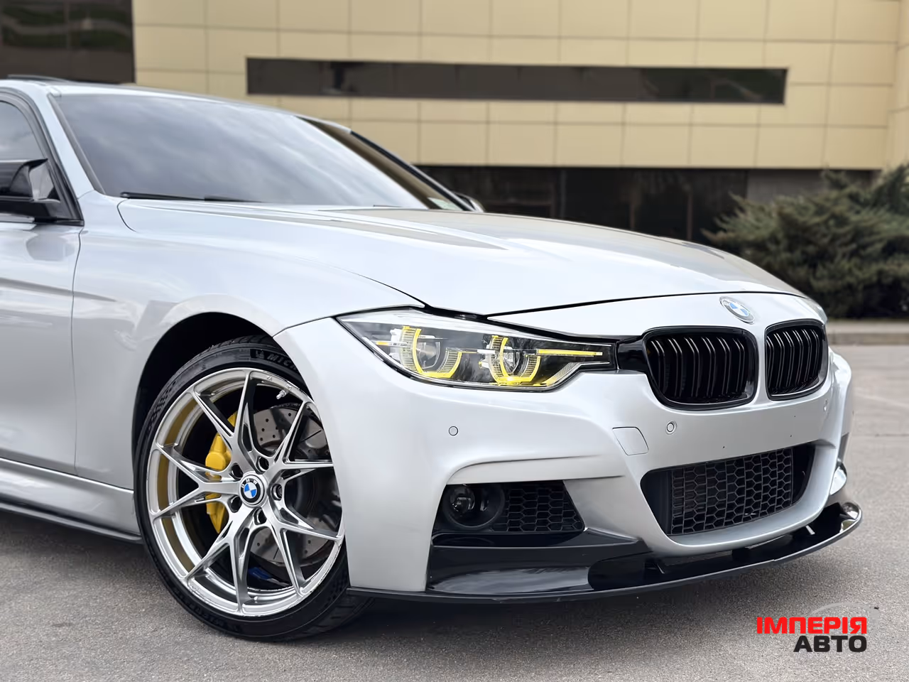 BMW 3 серії - фото 1