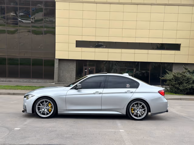 BMW 3 серії - зображення 3