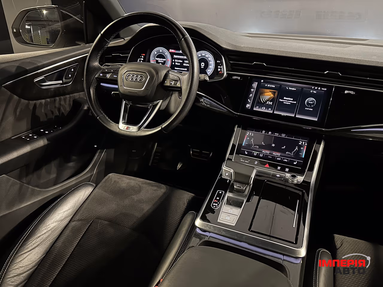 Audi Q8 - фото 17
