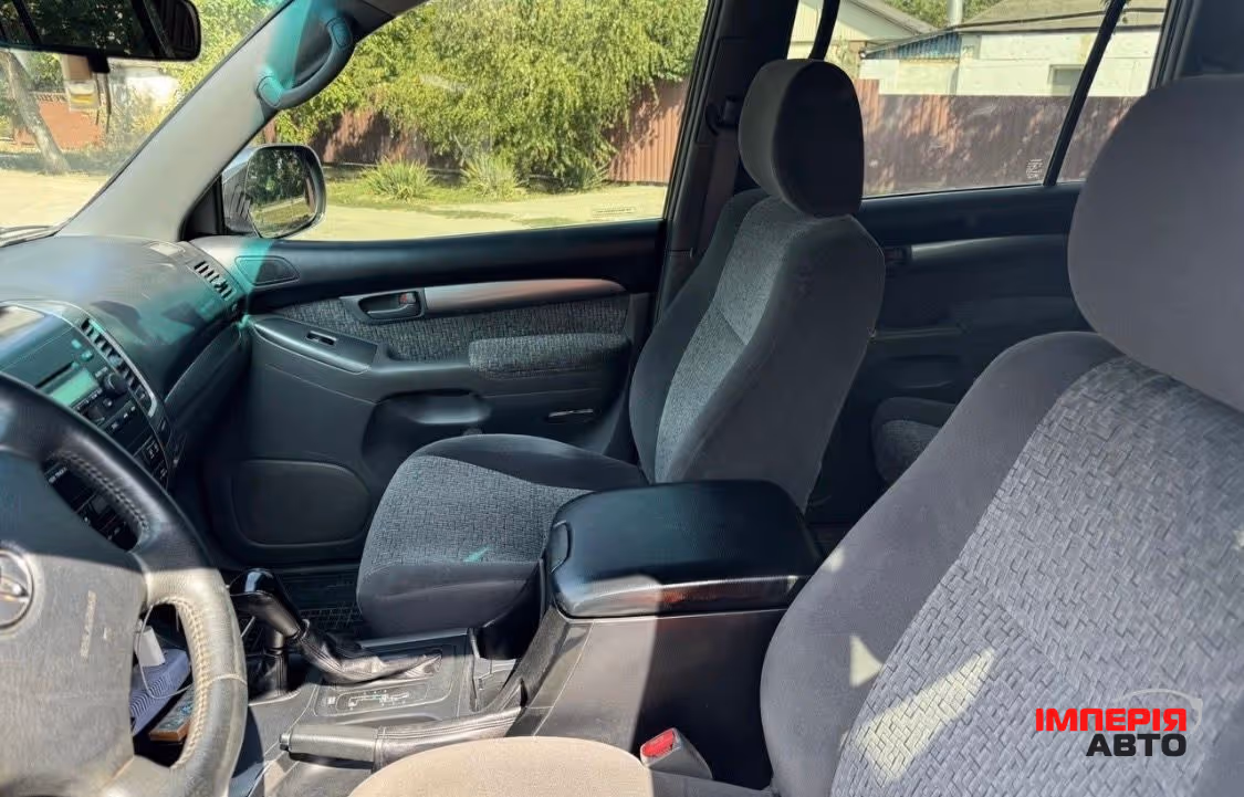 Toyota Land Cruiser Prado - фото 6