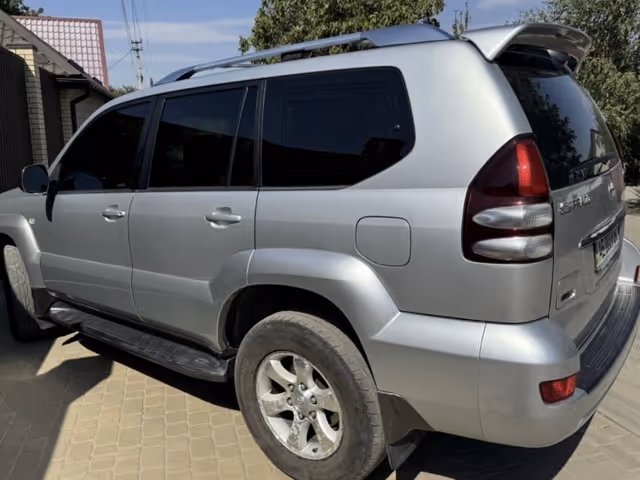 Toyota Land Cruiser Prado - зображення 3