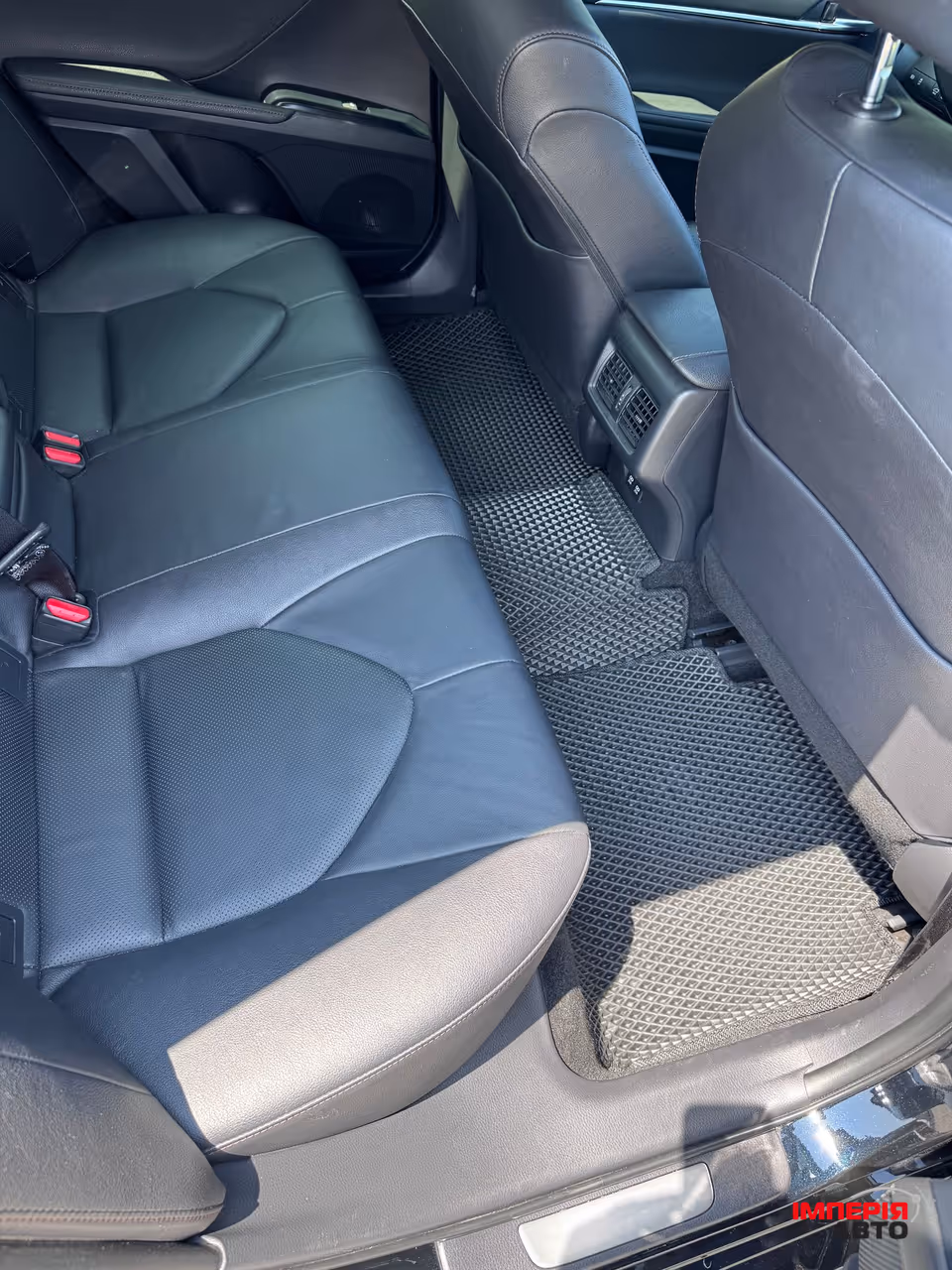 Toyota Camry - фото 11