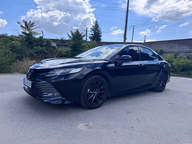 Toyota Camry - зображення 1