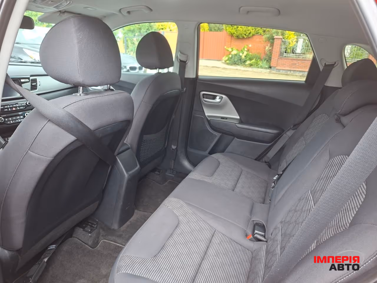 Kia Niro - фото 23