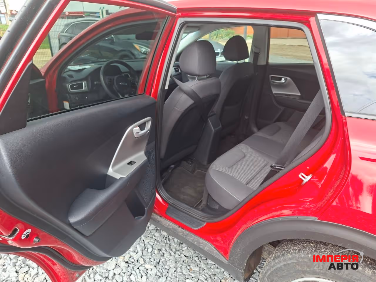 Kia Niro - фото 22