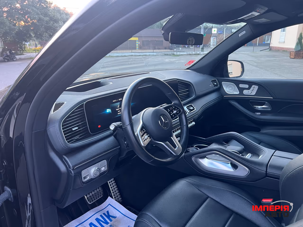 Mercedes-Benz GLS - фото 15