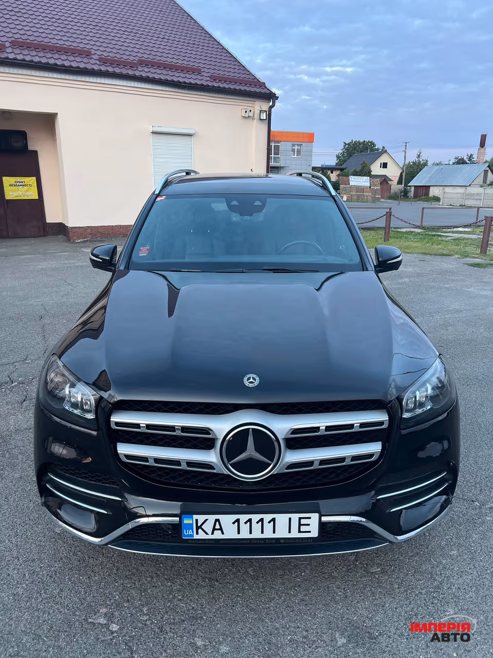 Mercedes-Benz GLS - фото 1