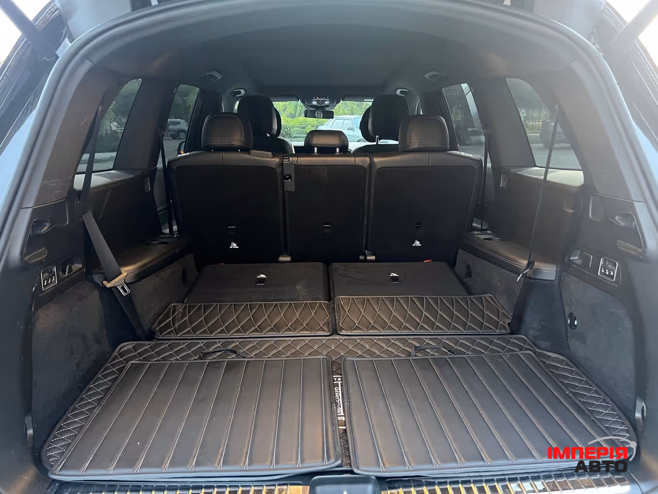 Mercedes-Benz GLS - фото 18