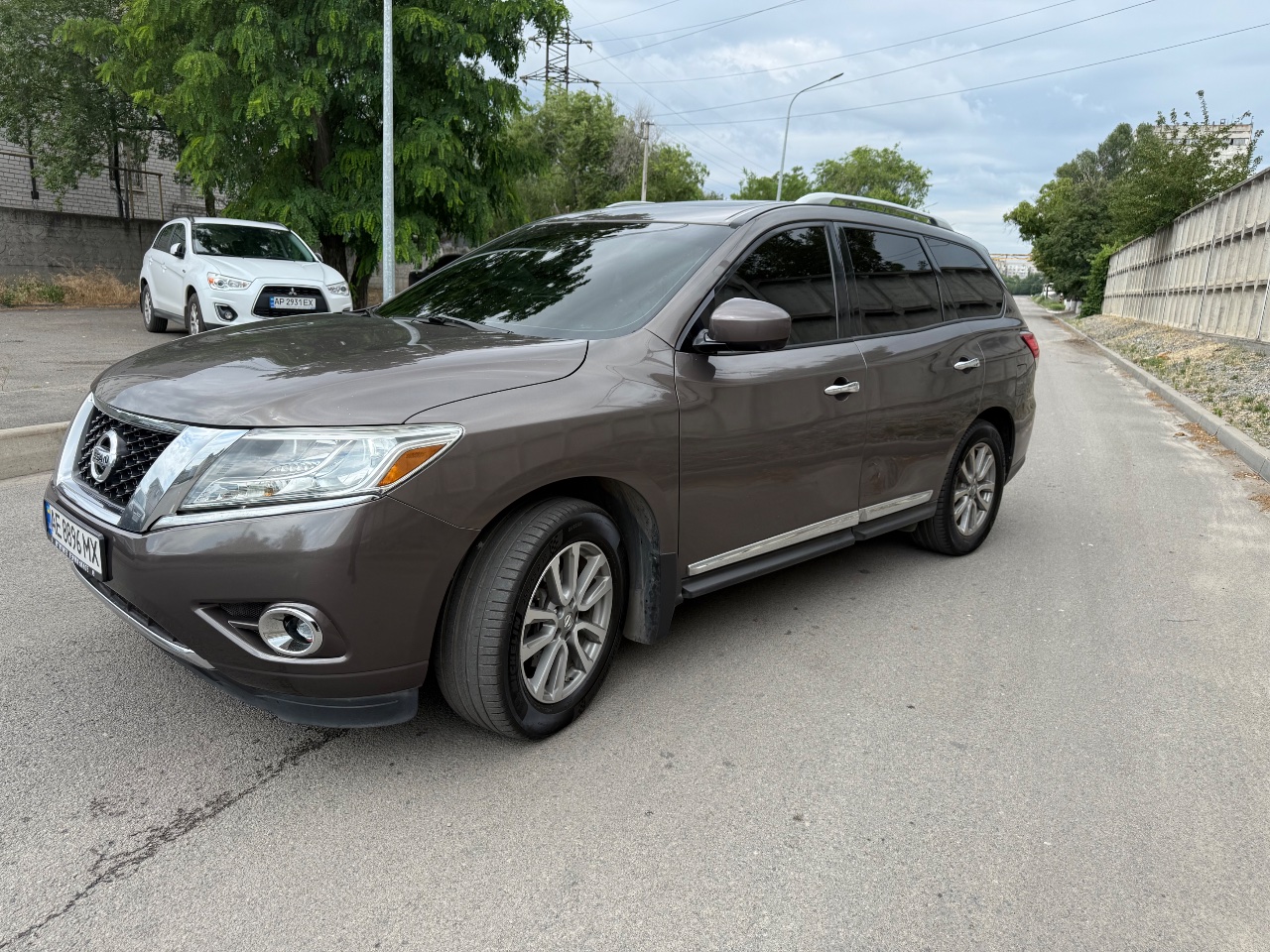 Nissan Pathfinder - фото 4