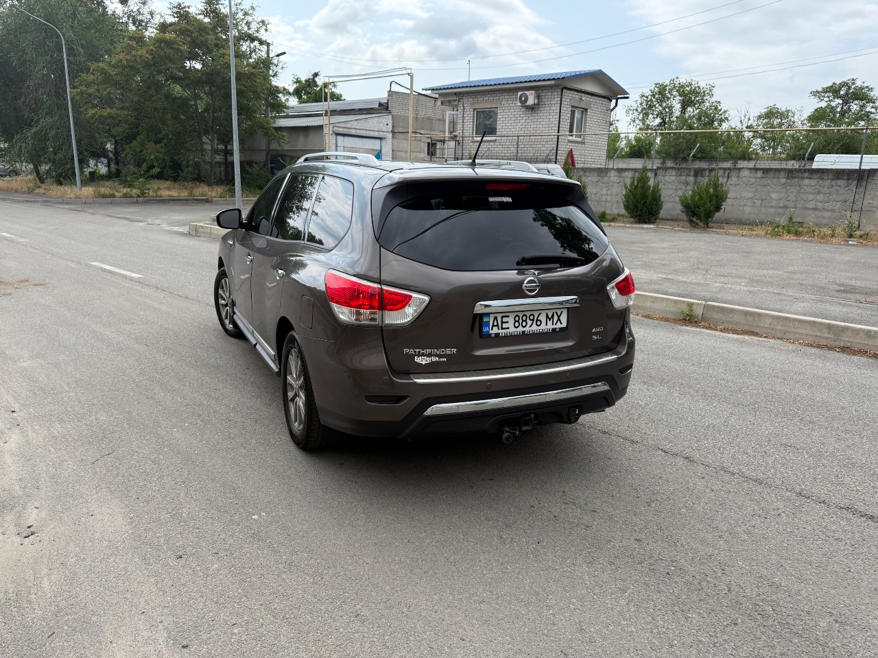 Nissan Pathfinder - фото 2