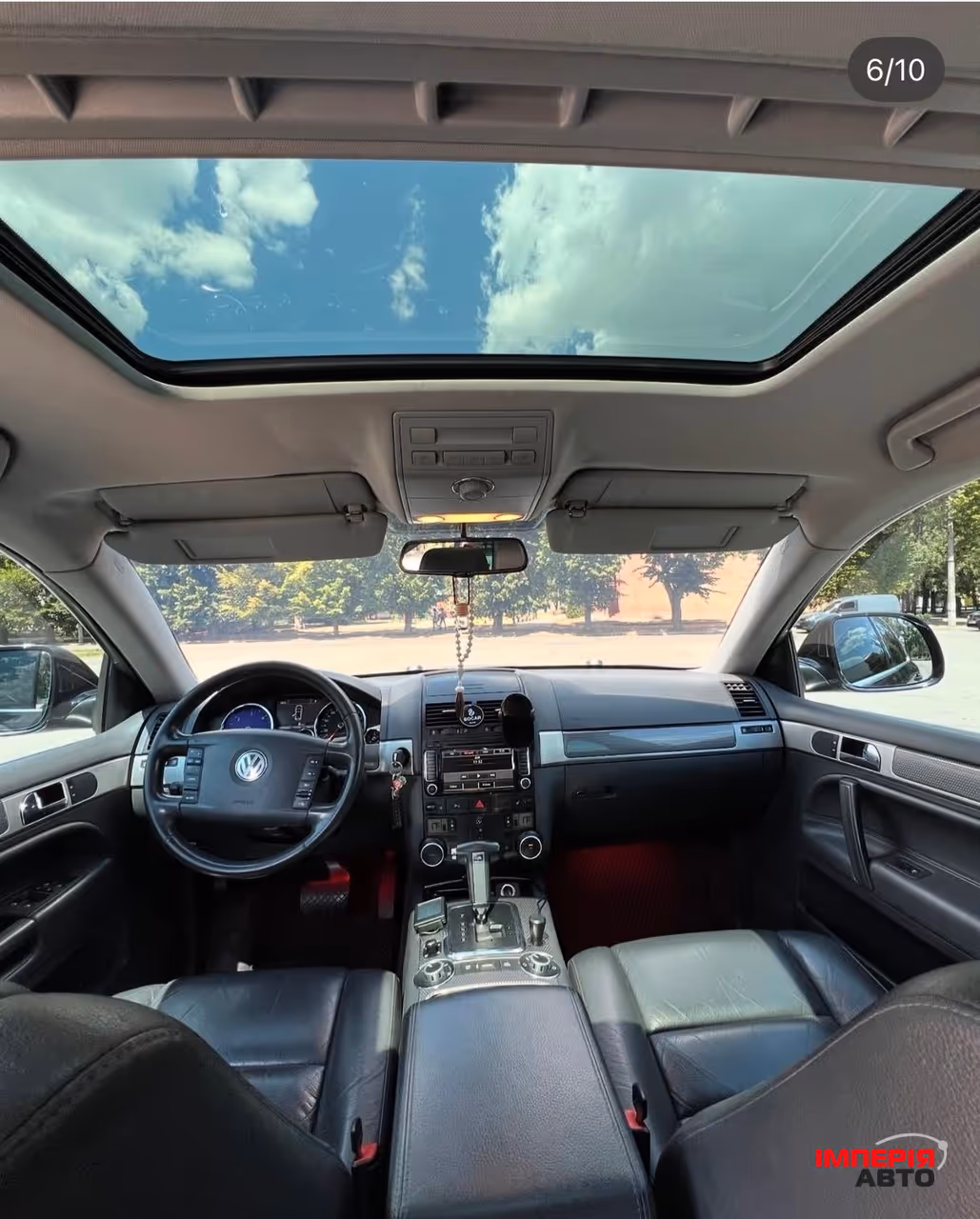 Volkswagen Touareg - фото 6