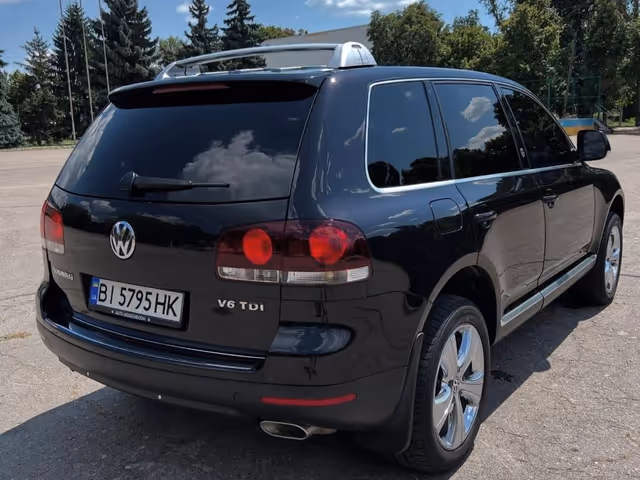 Volkswagen Touareg - зображення 2
