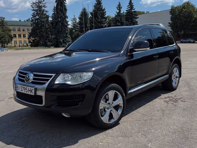 Volkswagen Touareg - зображення 1