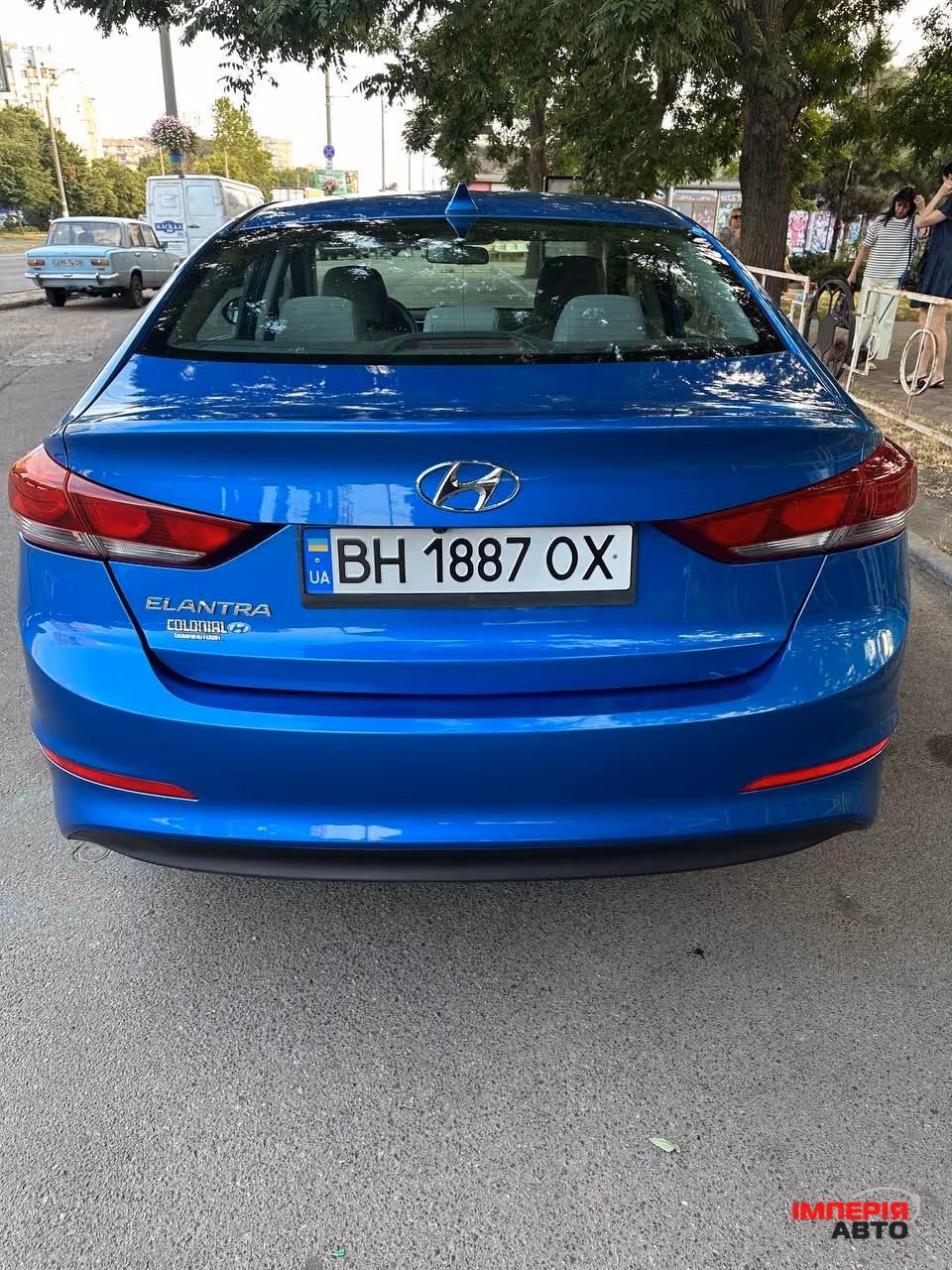 Hyundai Elantra - фото 4