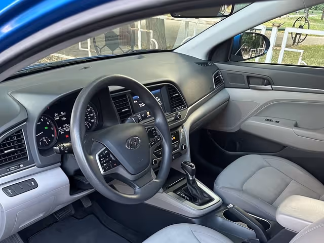 Hyundai Elantra - зображення 5