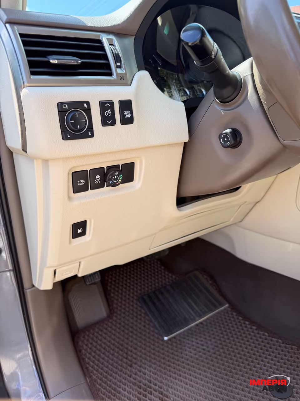 Lexus GX - фото 15