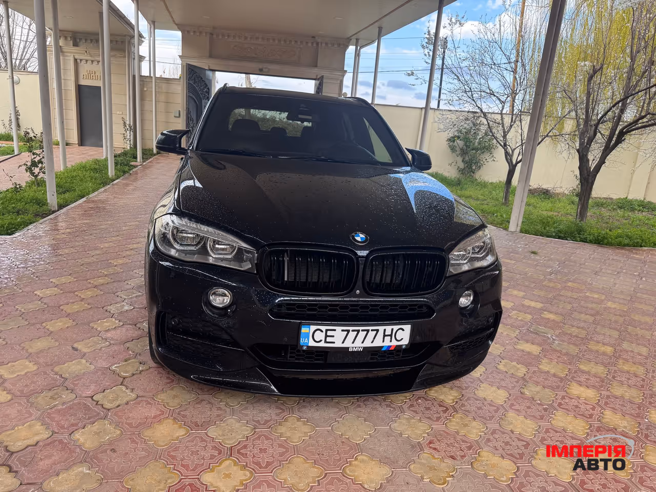 BMW X5 - фото 1