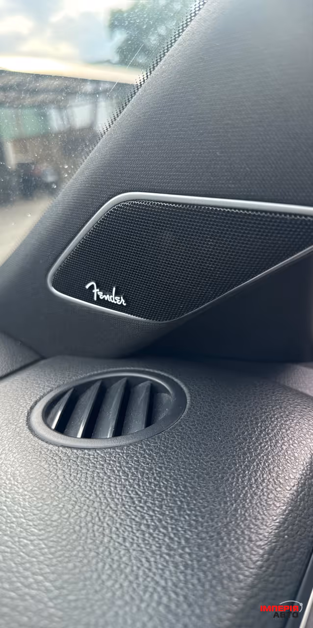 Volkswagen Jetta - фото 16