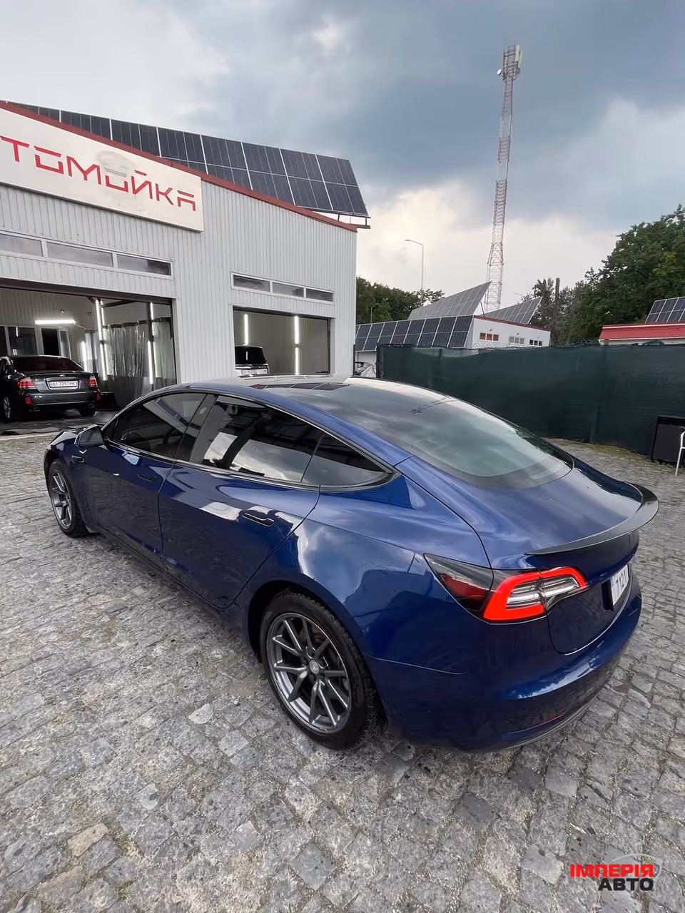 Tesla Model 3 - фото 6