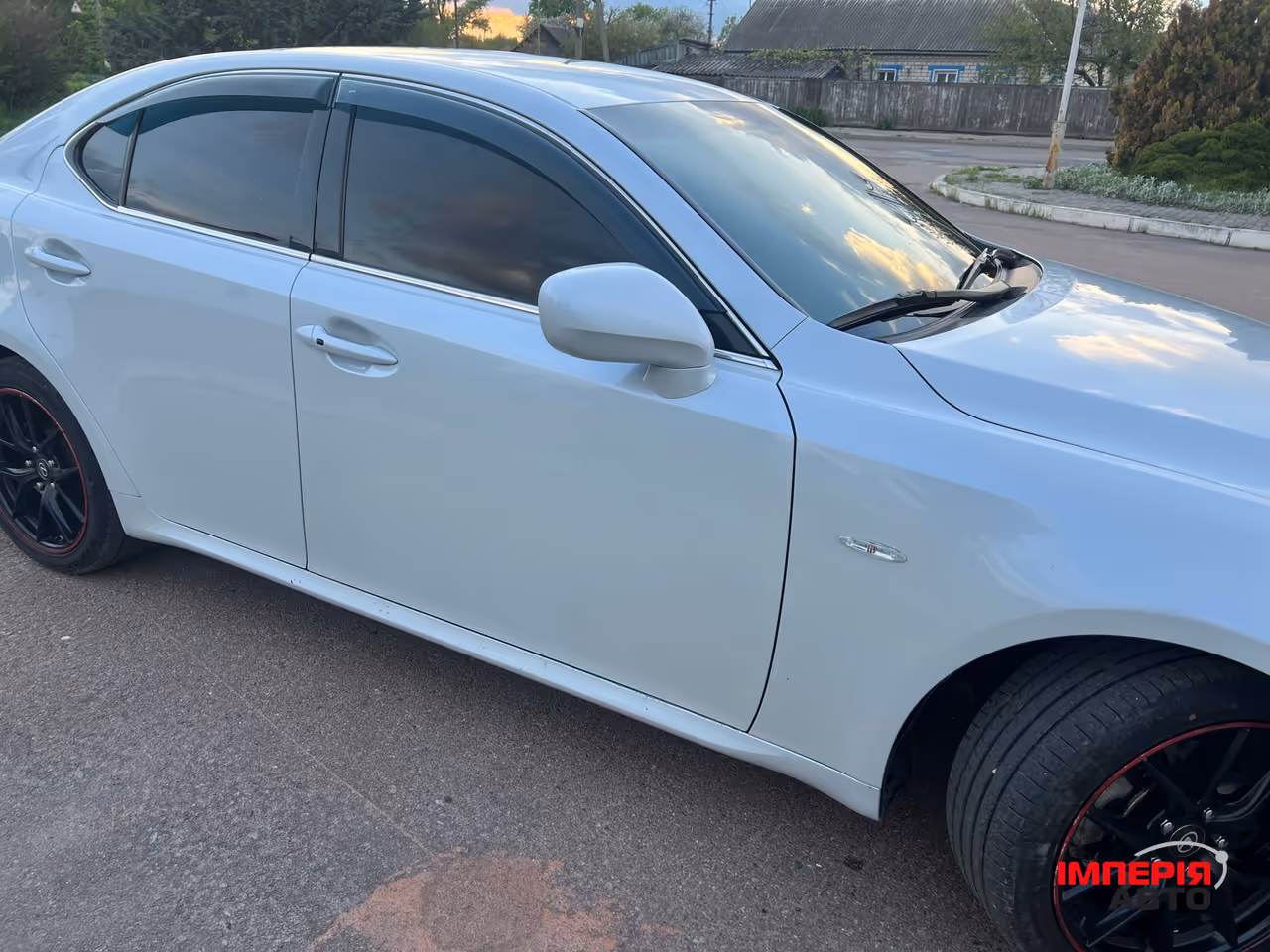 Lexus IS - фото 14