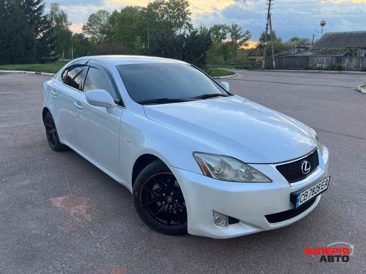 Lexus IS - фото 19