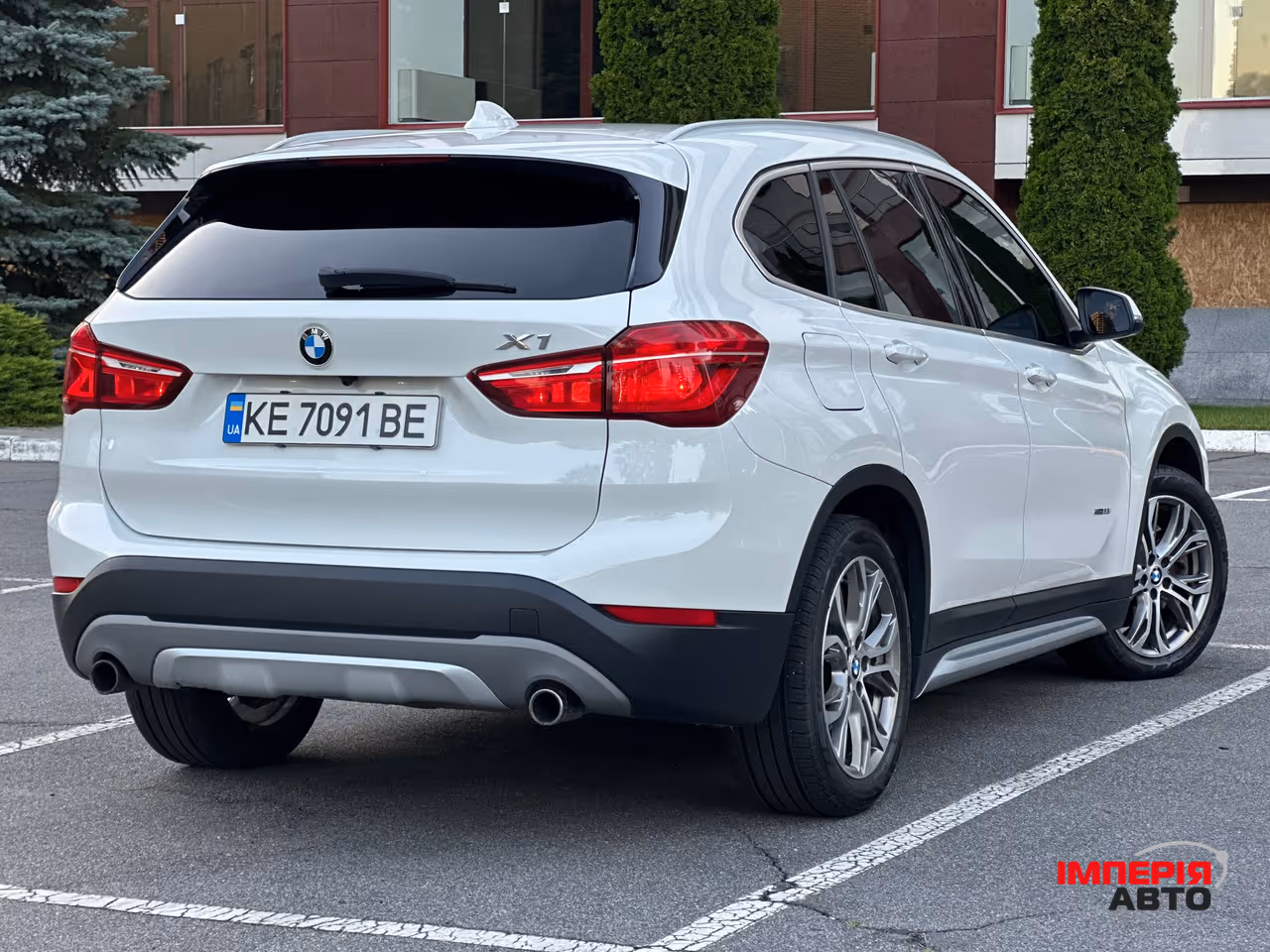 BMW X1 - фото 11