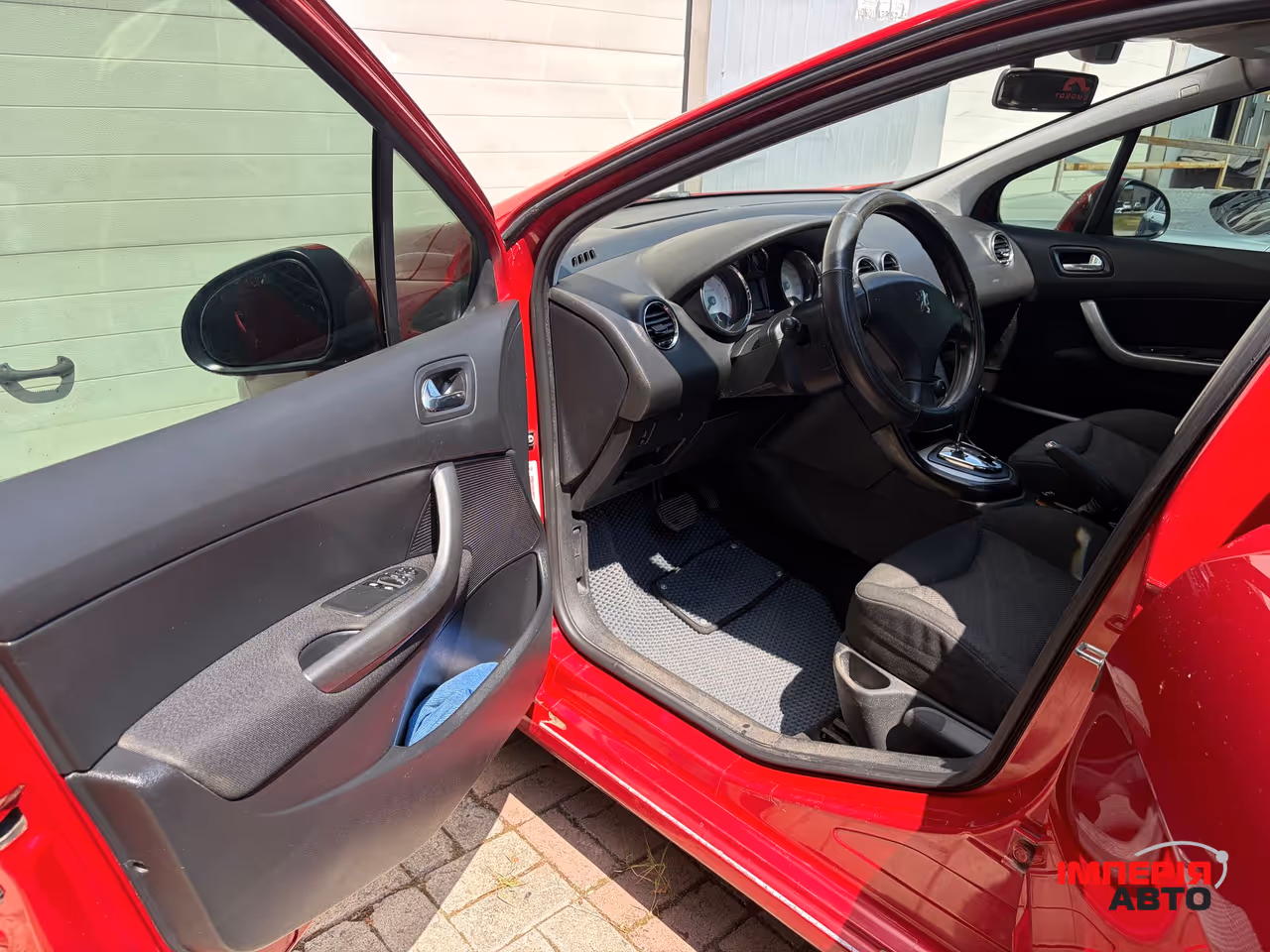 Peugeot 308 - фото 5