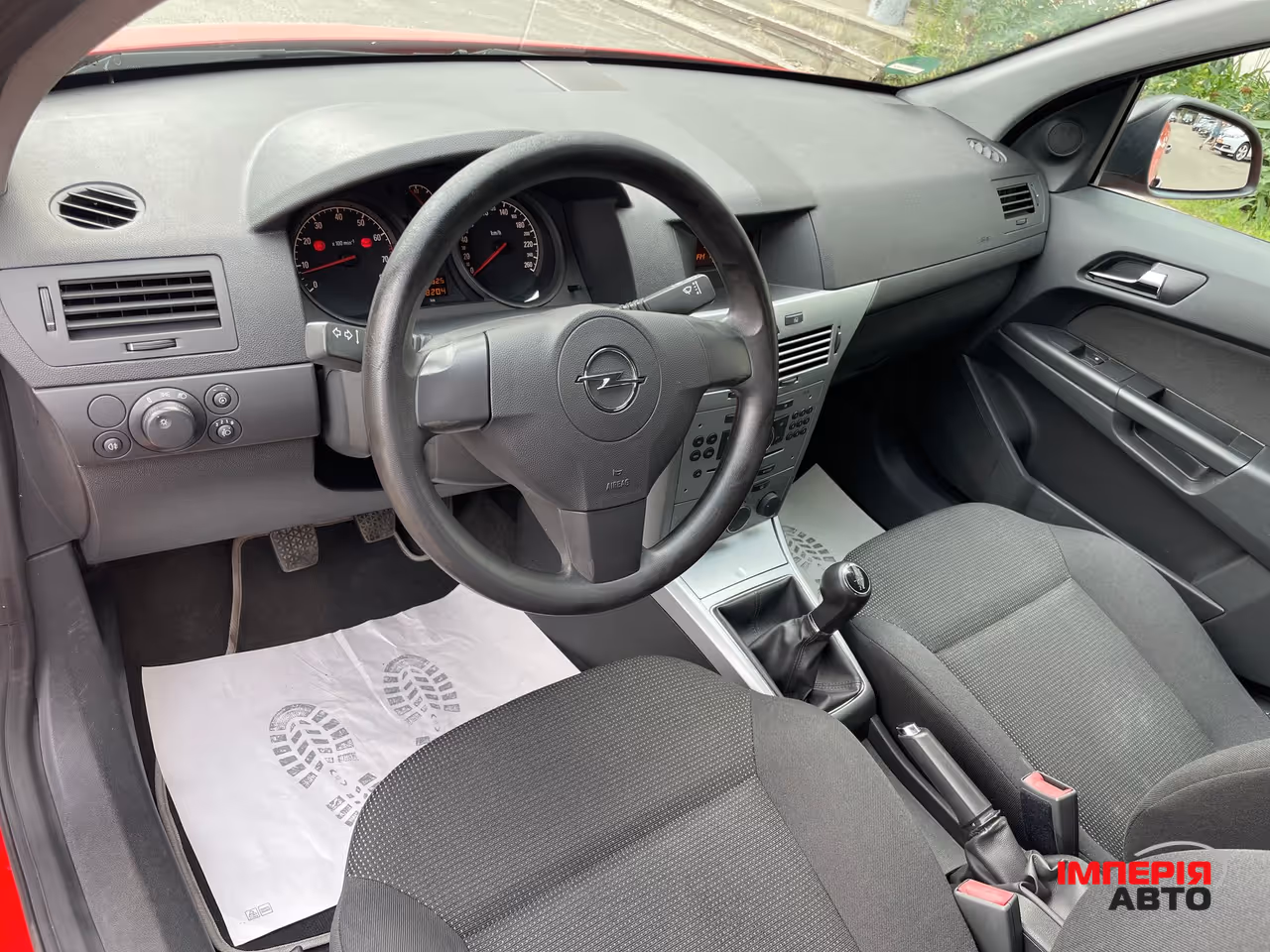 Opel Astra - фото 16
