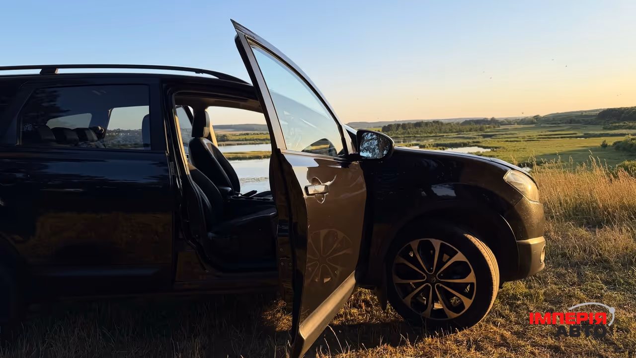 Nissan Qashqai+2 - фото 97
