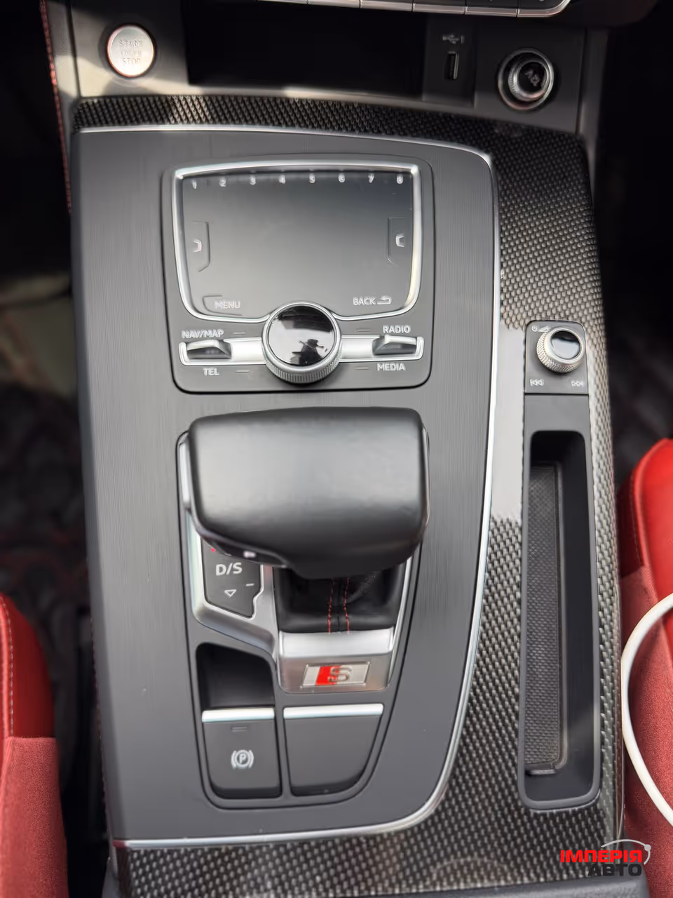 Audi SQ5 - фото 11