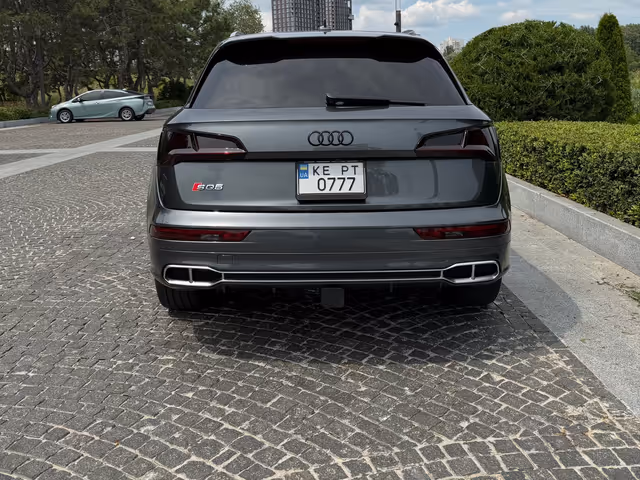 Audi SQ5 - зображення 5