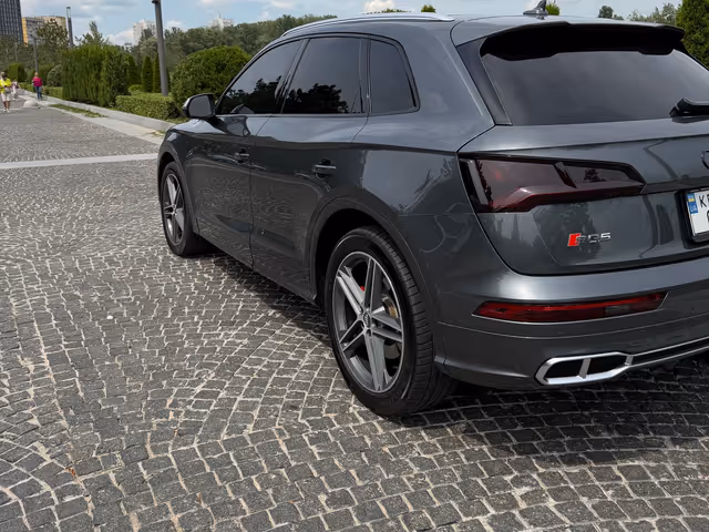 Audi SQ5 - зображення 4