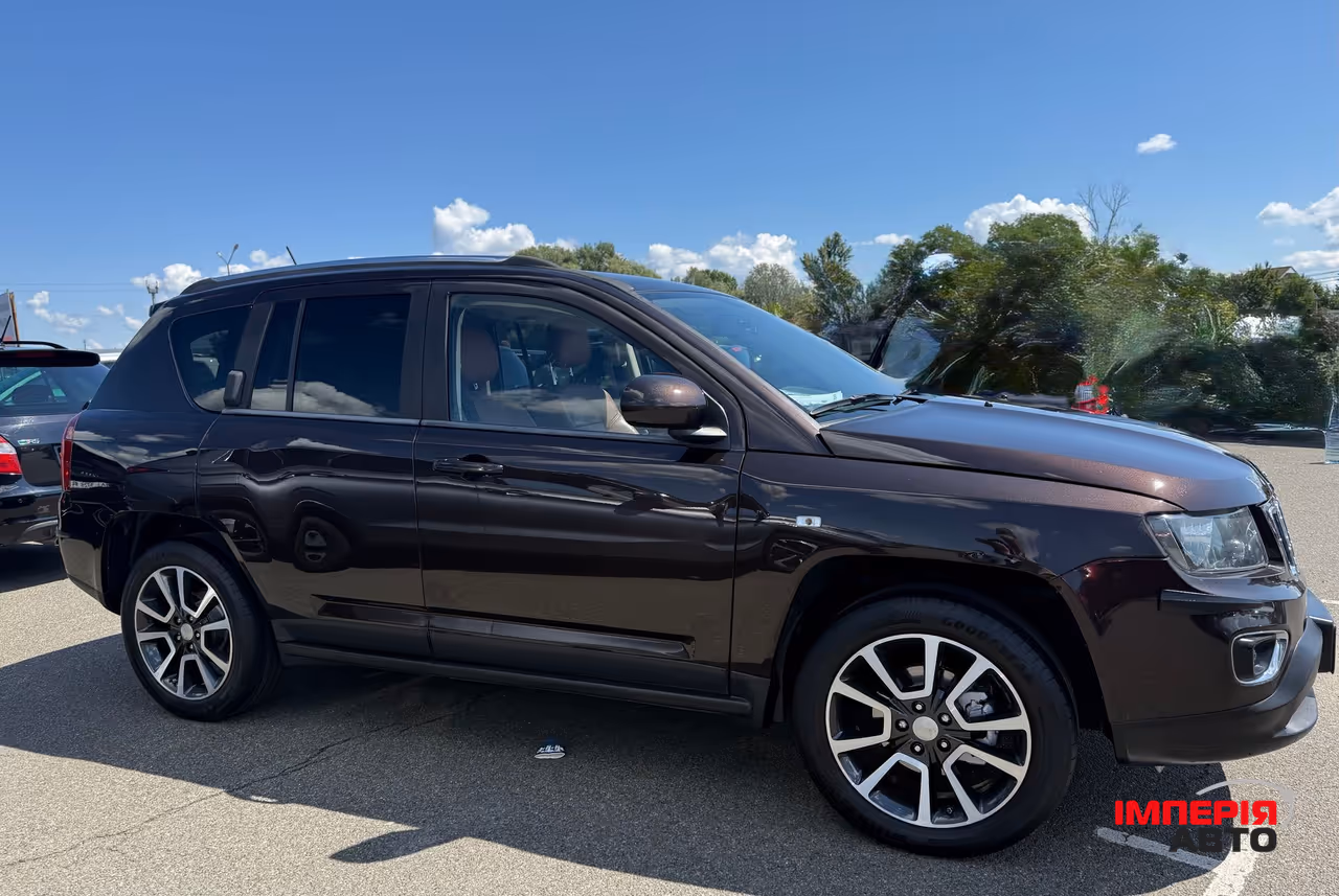Jeep Compass - фото 3
